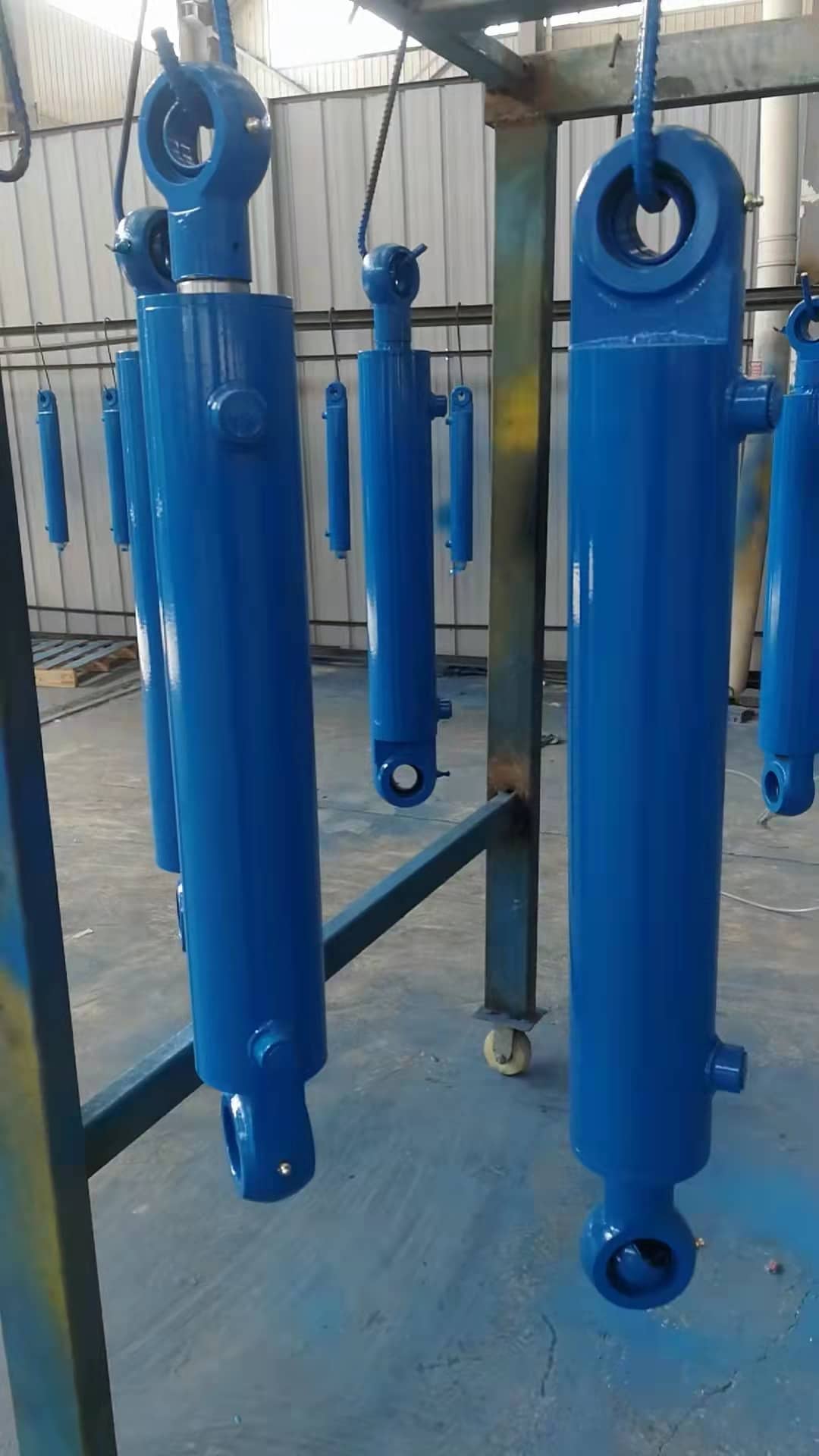 淺談液壓升降機的重要組件液壓油缸(圖1) e353548b7125d7ced13d443c874f2e7.jpg