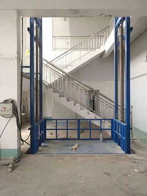 車間廠房,倉庫用導軌式液壓升降機(圖1) 5255a07ebad3eb75b21d813c3200bb3.jpg